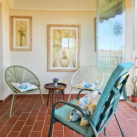 Lorcrimar Iii Close To Puerto Banus, And The * Марбелья